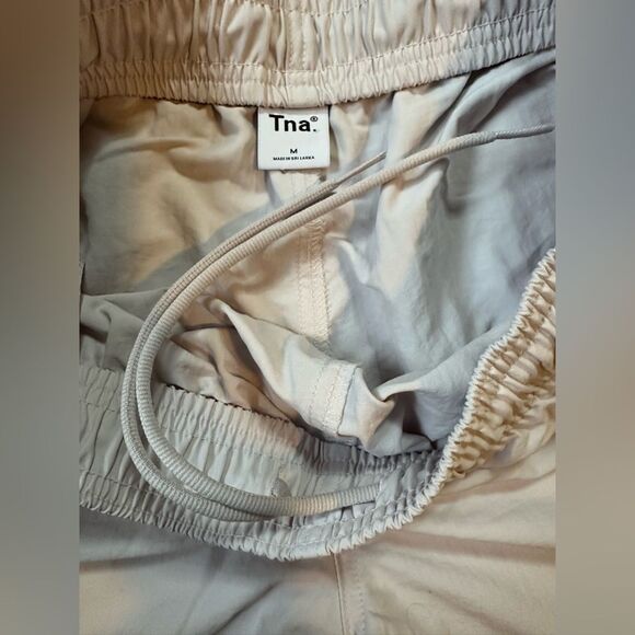 Tna Medium swishy 100% recycled nylon white athletic shorts inner drawstring - Picture 3 of 4